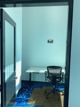 T17.1 Small office area pic 3